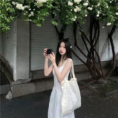 默默无声的人 海报